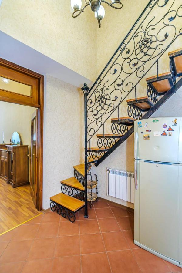 Nizami Street 2 Room Luxe House Баку Екстер'єр фото