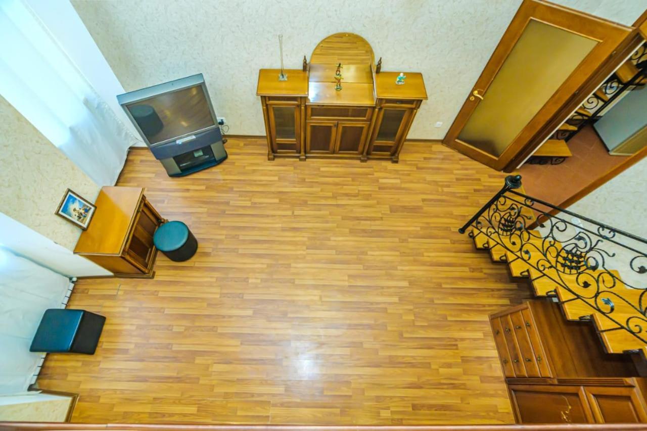 Nizami Street 2 Room Luxe House Баку Екстер'єр фото